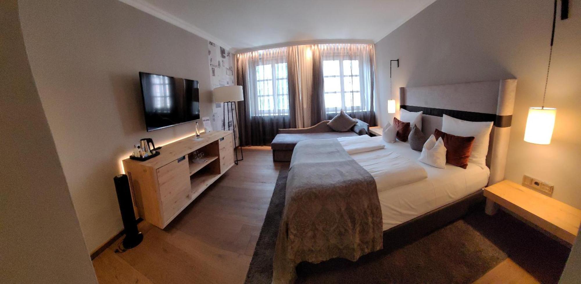 Hotel Goldene Sonne Landshut Exteriér fotografie